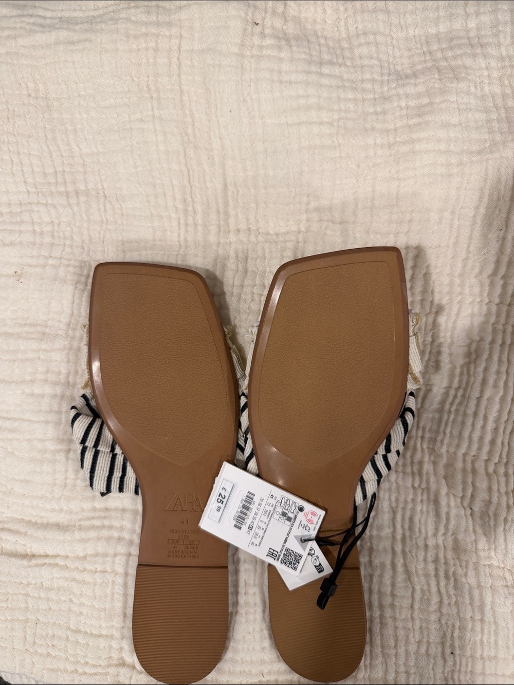 ZARA Striped Knot Slide Sandals in Beige and Black - Picture 2 of 2